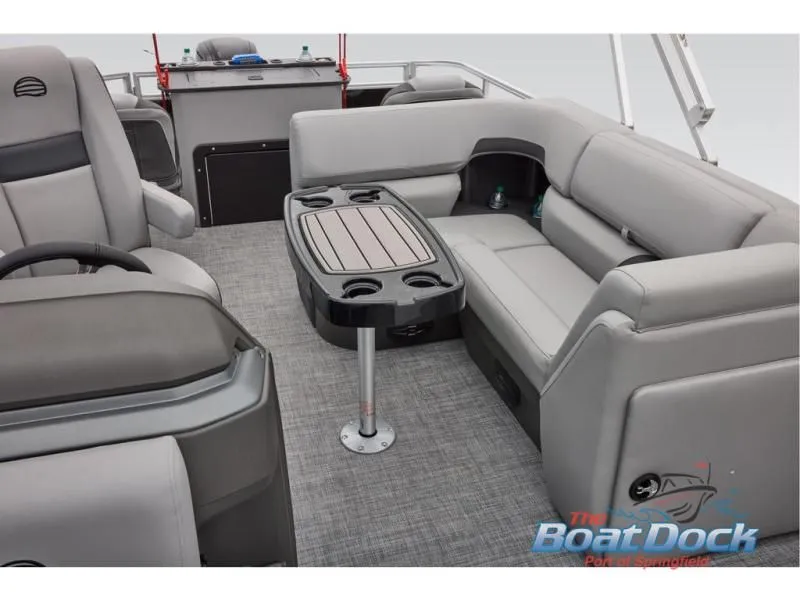 Slide: The Image of Sportfish 20 DLX 2026 - 48