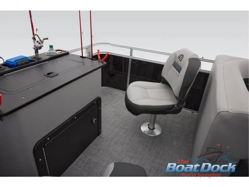 Slide: The Image of Sportfish 20 DLX 2026 - 58