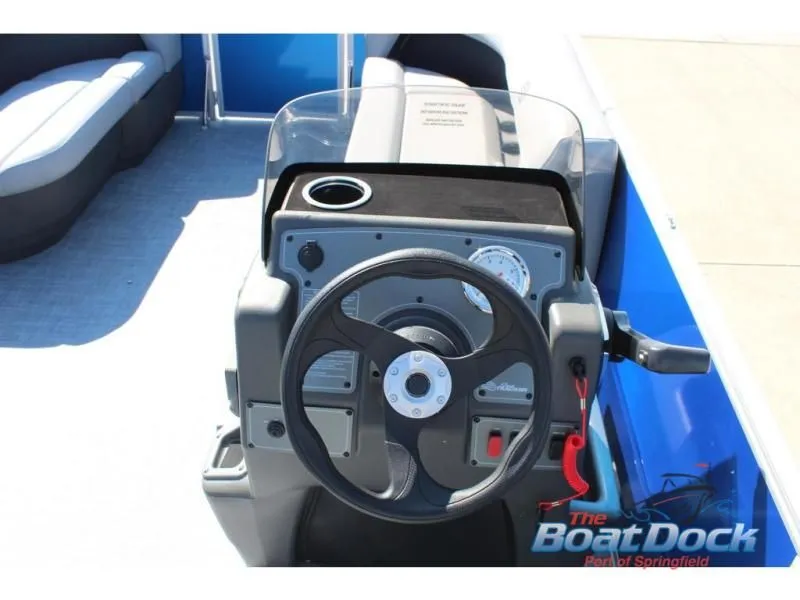 Slide: The Image of Party Barge 16 DLX 2026 - 9