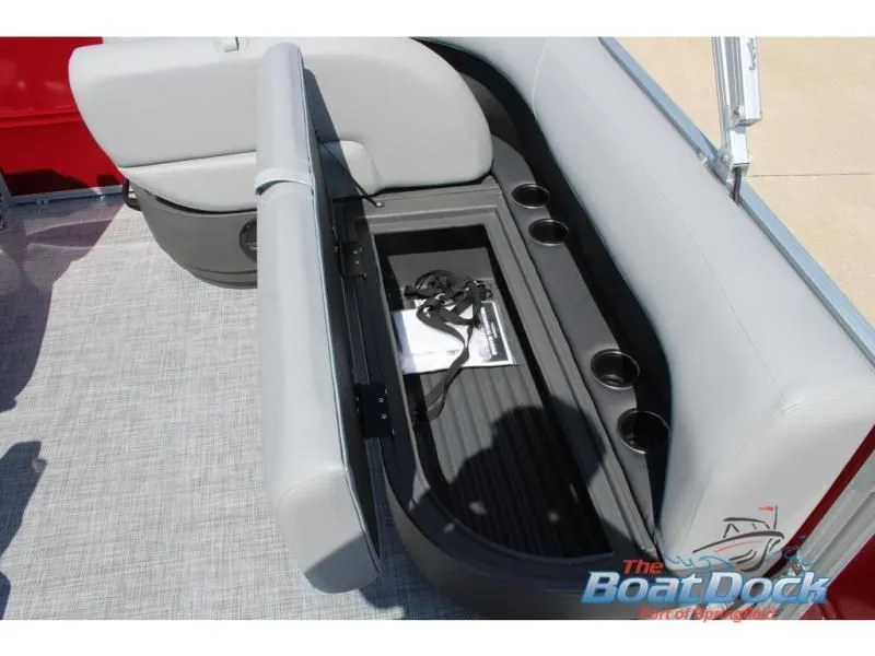 Slide: The Image of Party Barge 16 DLX 2026 - 14