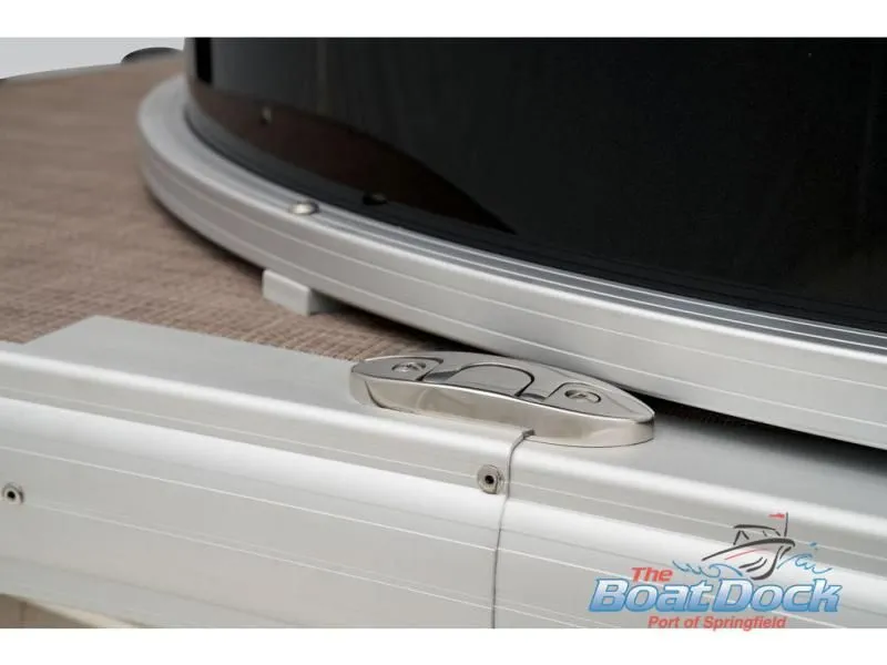 Slide: The Image of Party Barge 16 DLX 2026 - 37