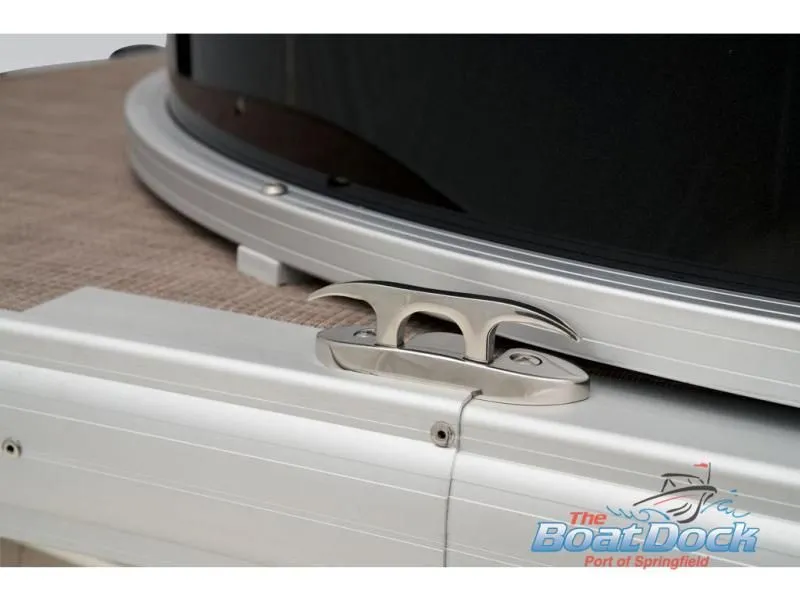 Slide: The Image of Party Barge 16 DLX 2026 - 38