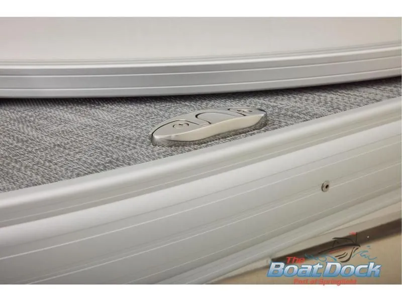 Slide: The Image of Party Barge 20 DLX 2026 - 42