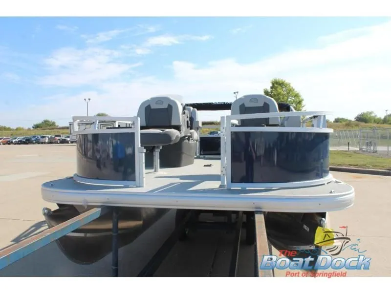 Slide: The Image of Bass Buggy 16 XL Select 2026 - 3