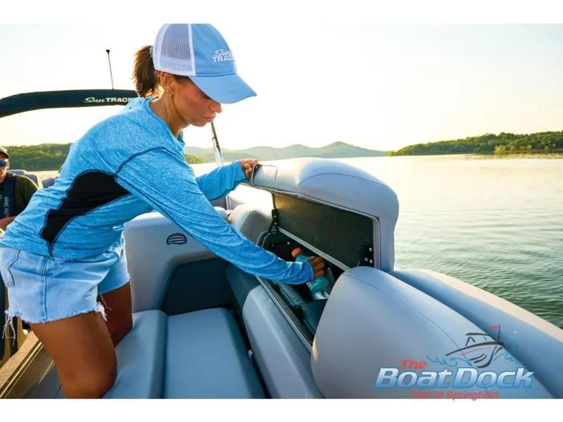 Slide: The Image of Party Barge 22 XP3 2026 - 11