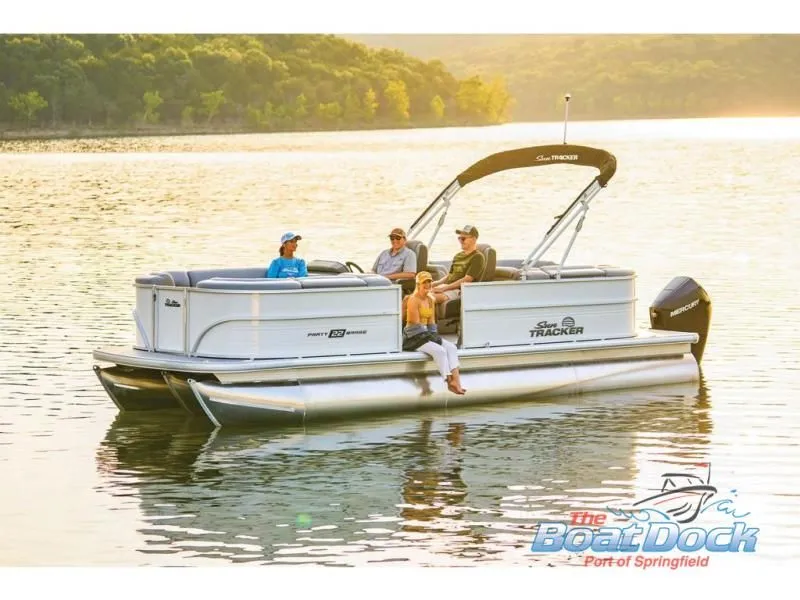 Slide: The Image of Party Barge 22 XP3 2026 - 6