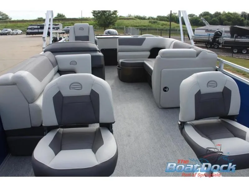 Slide: The Image of Fishin' Barge 20 DLX 2026 - 9