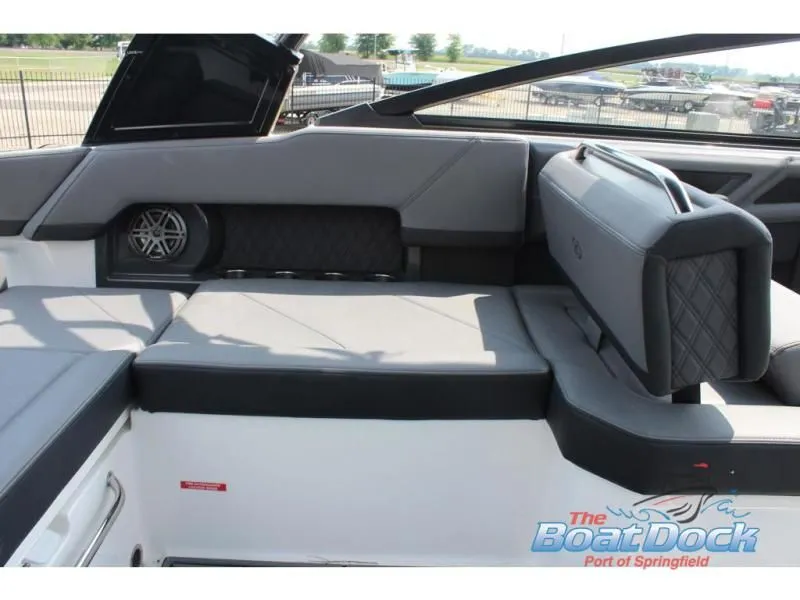 Slide: The Image of R Series R4 2026 - 14