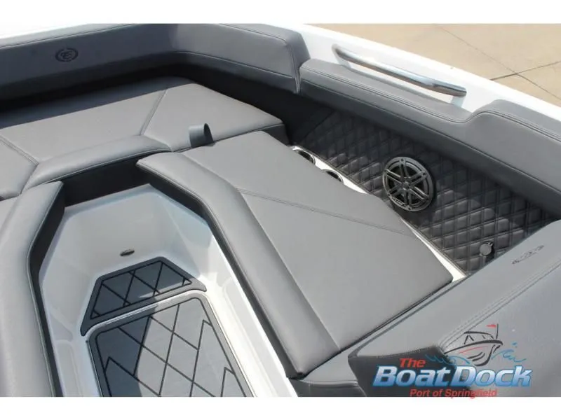 Slide: The Image of R Series R4 2026 - 28