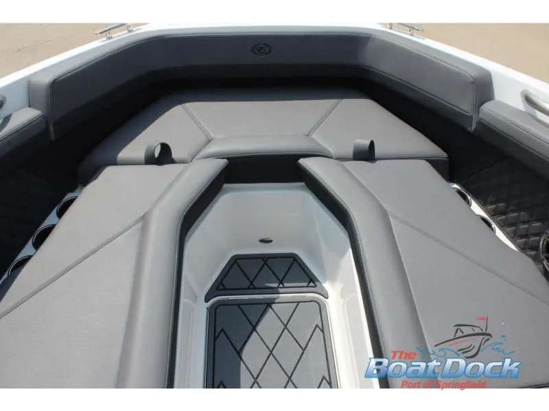 Slide: The Image of R Series R4 2026 - 29