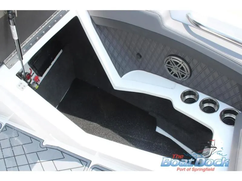 Slide: The Image of R Series R4 2026 - 31