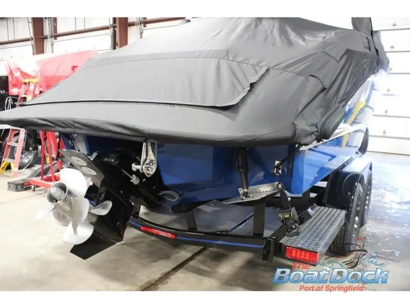 Slide: The Image of R Series R6 2025 - 14