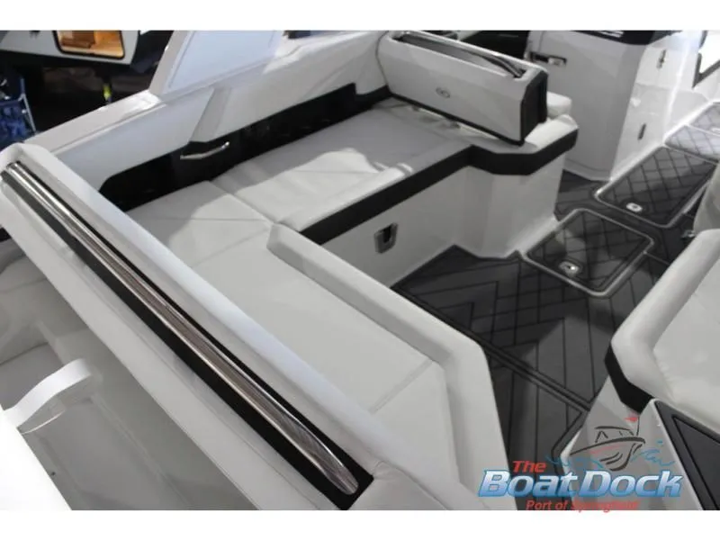 Slide: The Image of R Series R6 2025 - 19