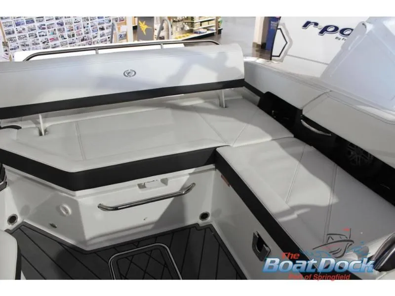 Slide: The Image of R Series R6 2025 - 21