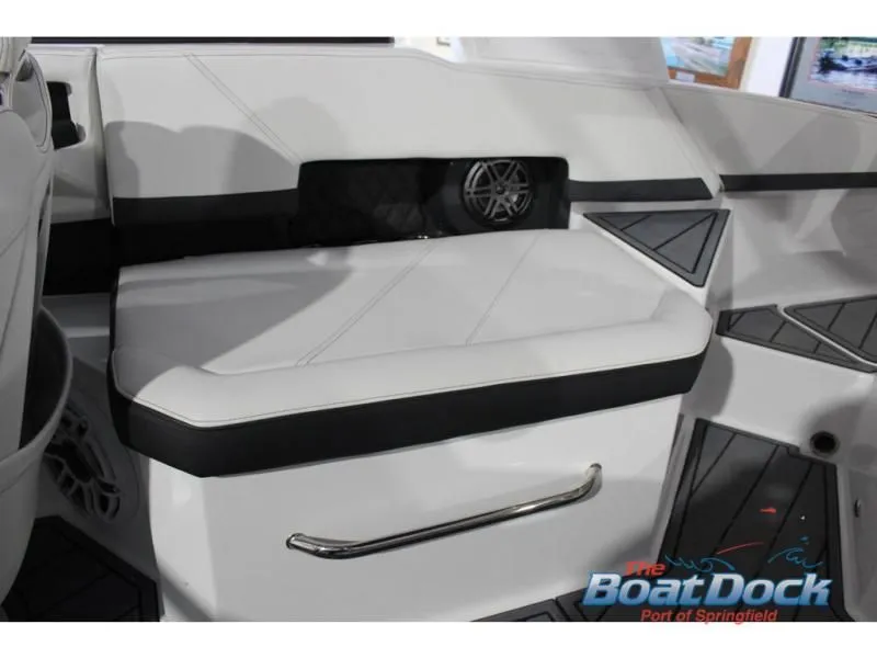 Slide: The Image of R Series R6 2025 - 22