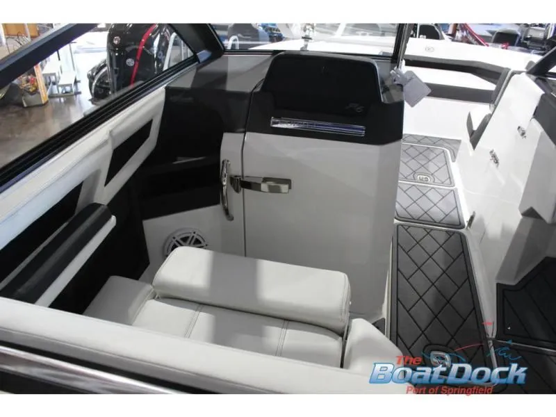 Slide: The Image of R Series R6 2025 - 28