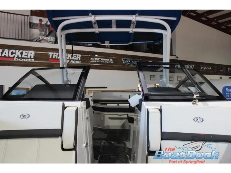 Slide: The Image of R Series R6 2025 - 36