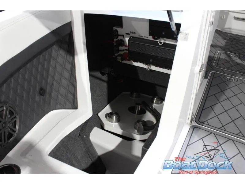 Slide: The Image of R Series R6 2025 - 39