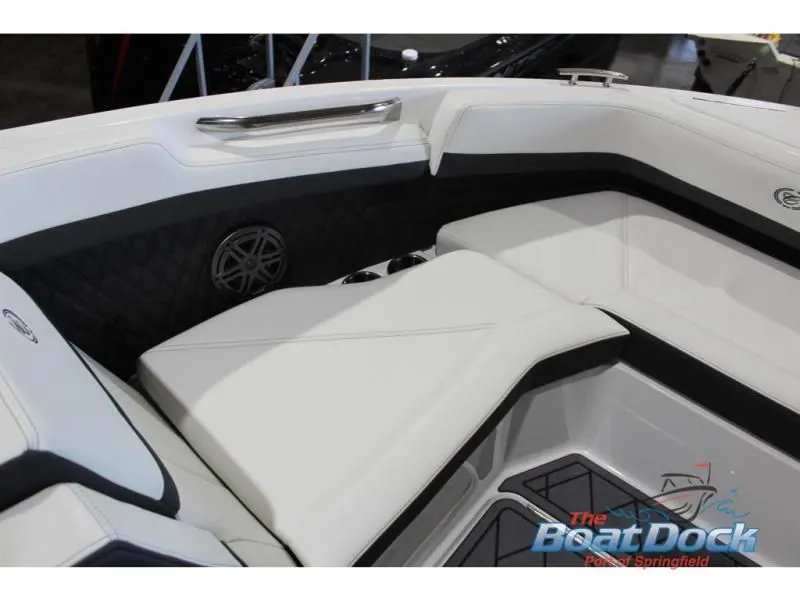 Slide: The Image of R Series R6 2025 - 41