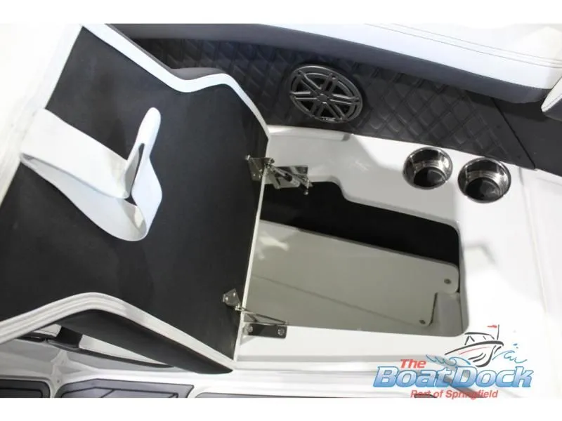 Slide: The Image of R Series R6 2025 - 46