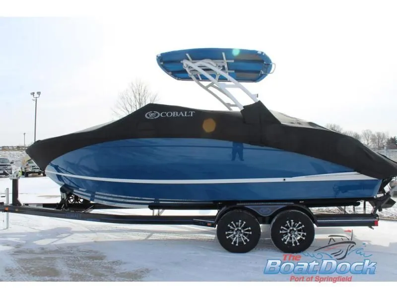 Slide: The Image of R Series R6 2025 - 8