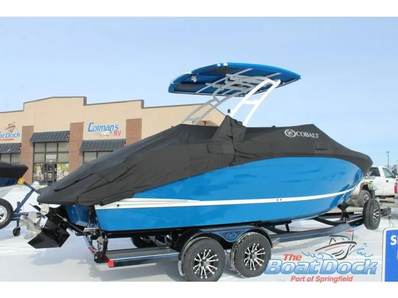 Slide: The Image of R Series R6 2025 - 9