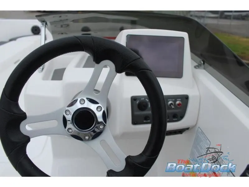 Slide: The Image of T-Yachts 18 2025 - 12