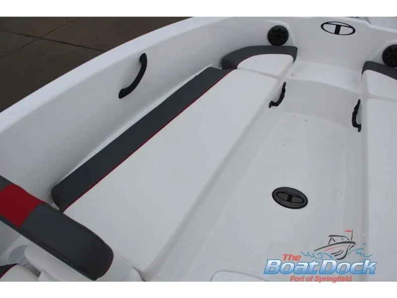 Slide: The Image of T-Yachts 18 2025 - 17