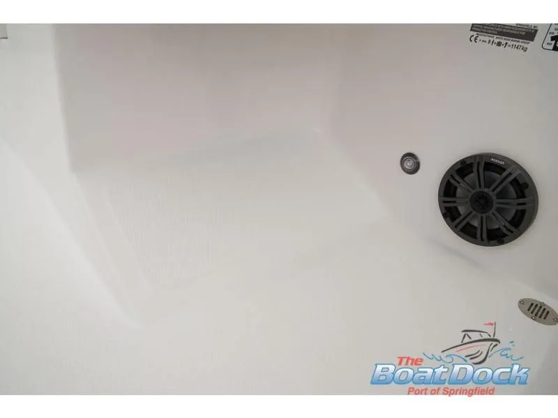 Slide: The Image of T-Yachts 18 2025 - 39