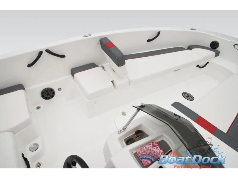 Slide: The Image of T-Yachts 18 2025 - 43