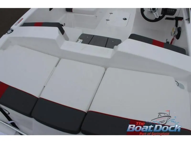 Slide: The Image of T-Yachts 18 2025 - 7