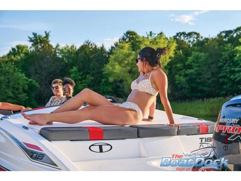 Slide: The Image of T-Yachts 18 2025 - 72