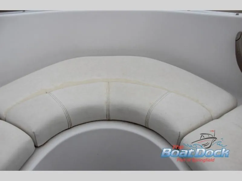 Slide: The Image of Four Winns 200 Horizon 2005 - 29