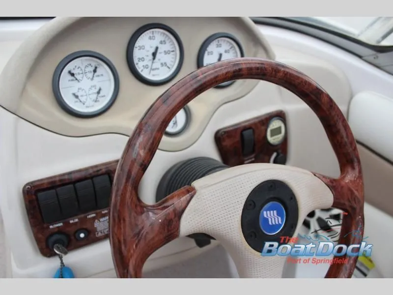 Slide: The Image of Four Winns 200 Horizon 2005 - 32