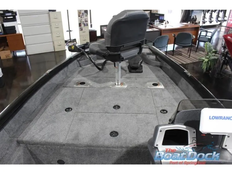 Slide: The Image of pro team 175 Crappie Edition 2026 - 12