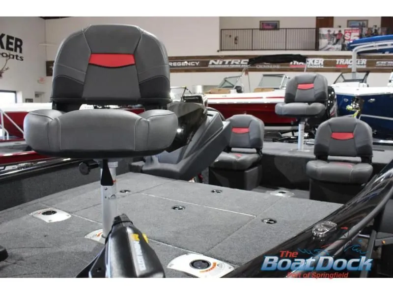 Slide: The Image of pro team 175 Crappie Edition 2026 - 7