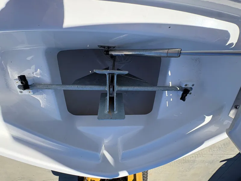 Slide: The Image of Yamaha 255 FSH Sport E 2022 - 19