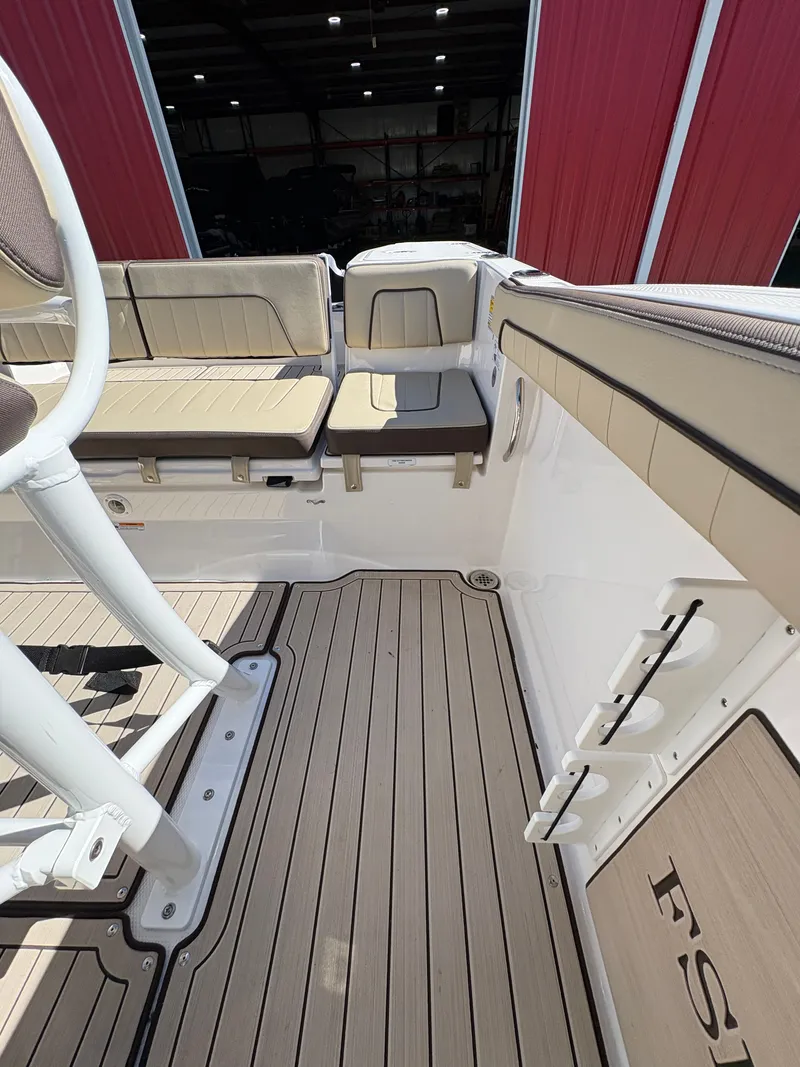 Slide: The Image of Yamaha 255 FSH Sport E 2022 - 31