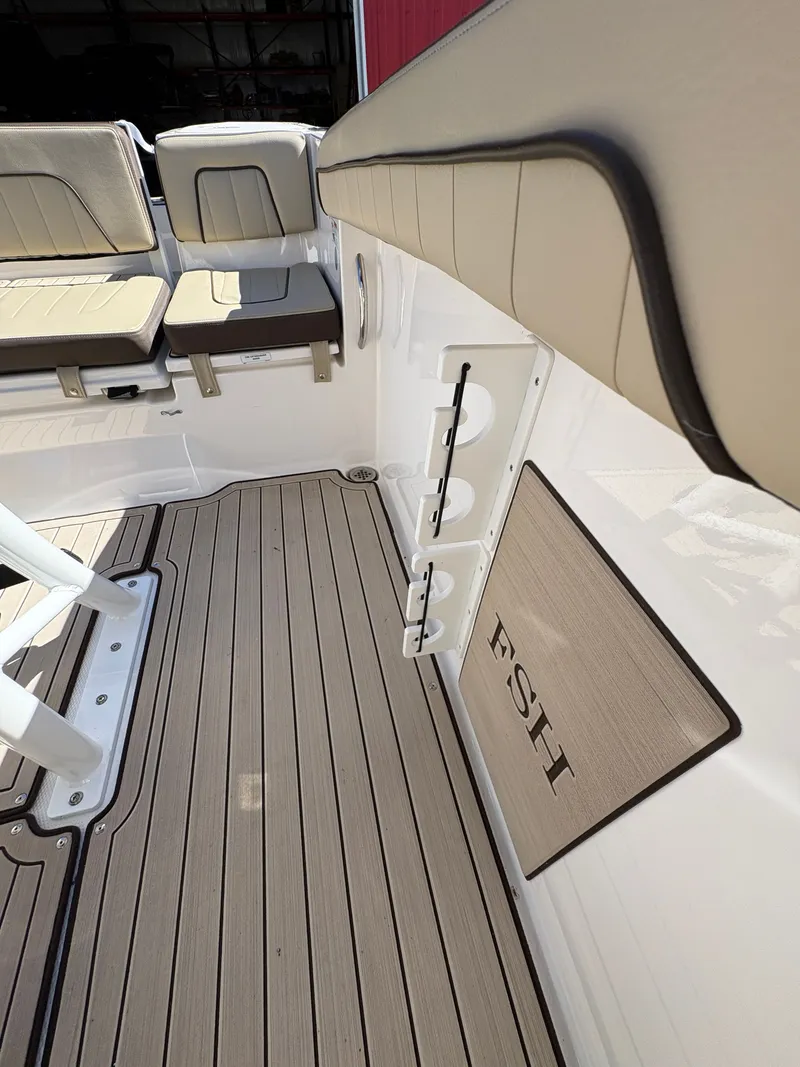 Slide: The Image of Yamaha 255 FSH Sport E 2022 - 32