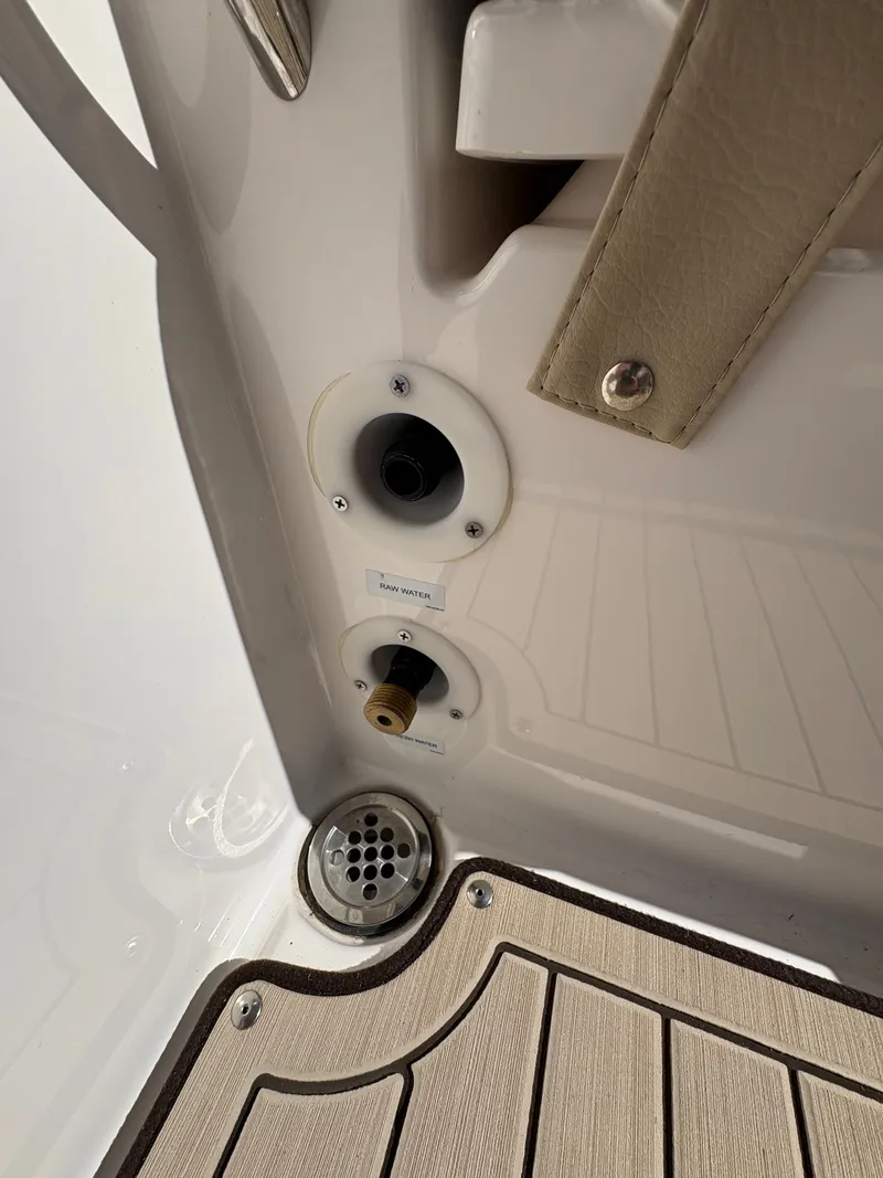 Slide: The Image of Yamaha 255 FSH Sport E 2022 - 57