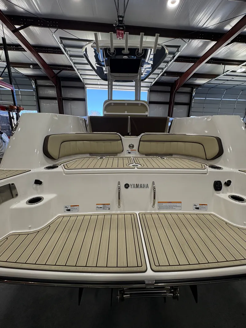 Slide: The Image of Yamaha 255 FSH Sport E 2022 - 79