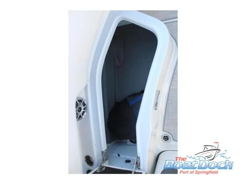 Slide: The Image of Eclipse E255 2024 - 18