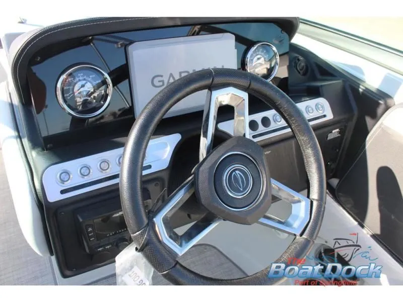 Slide: The Image of Eclipse E255 2024 - 23