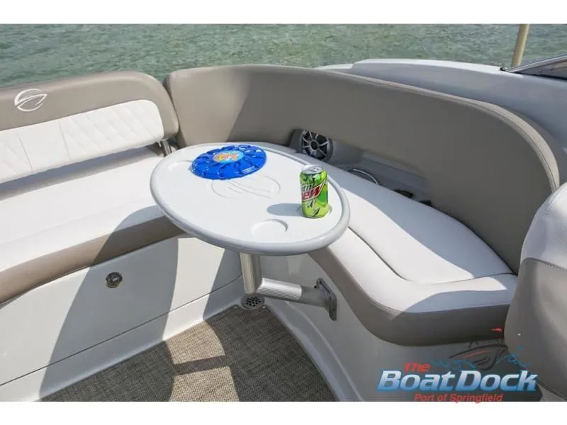 Slide: The Image of Eclipse E255 2024 - 45