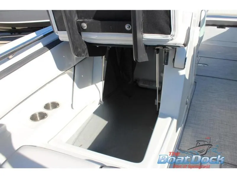 Slide: The Image of Eclipse E255 E255 2024 - 32