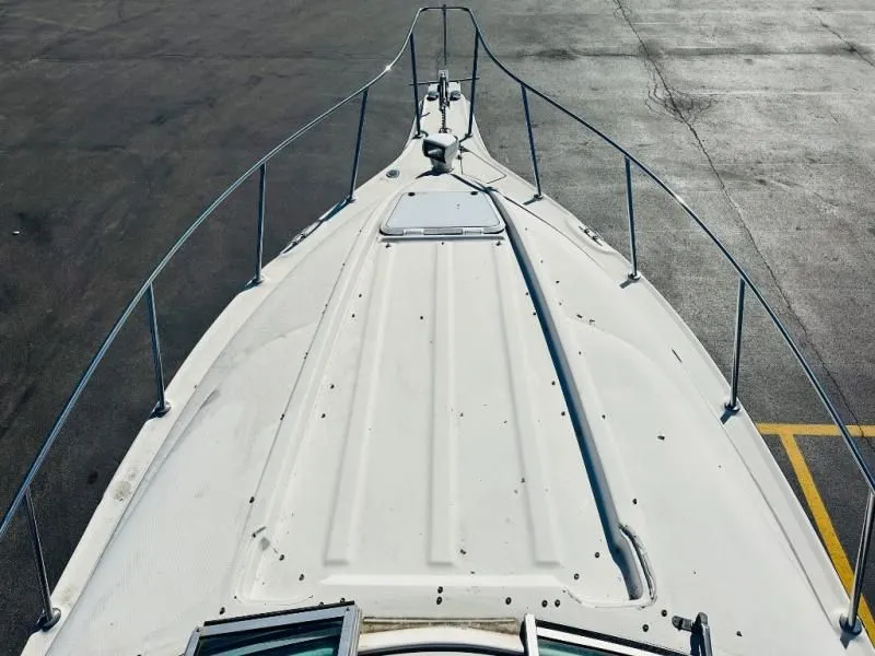 Slide: The Image of Commodore 272 1995 - 8