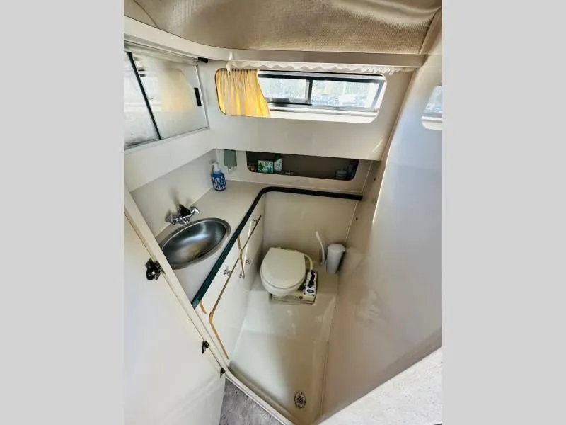 Slide: The Image of Regal 272 Regal 1995 - 11