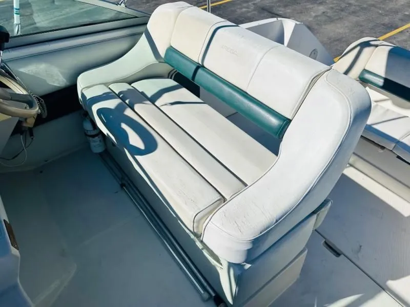 Slide: The Image of Regal 272 Regal 1995 - 7