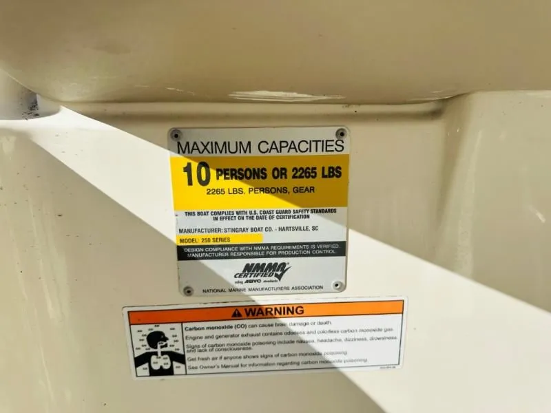 Slide: The Image of Stingray 250 CR 2006 - 11