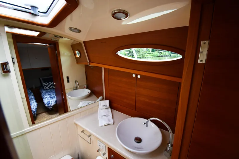 Slide: The Image of Luxurious bathroom in a 2020 Palm Beach Motor Yachts PB52. - 48